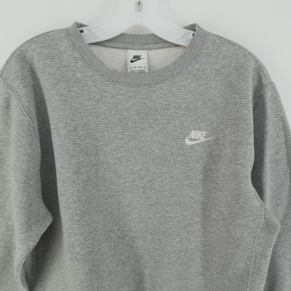 Nike Sweatshirt Mens XS Gray Embroidered Logo Fleece Crewneck Pullover